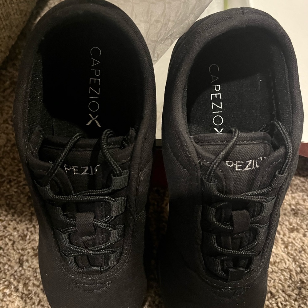 Capezio Black Canvas Dance Sneaker, 8.5 M